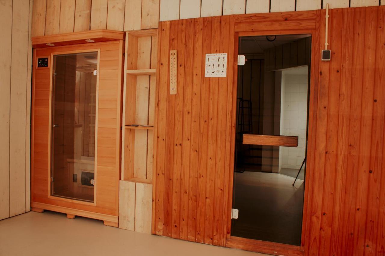 Luxus Familienvilla Mit Jacuzzi & Sauna 2 Tzummarum Экстерьер фото
