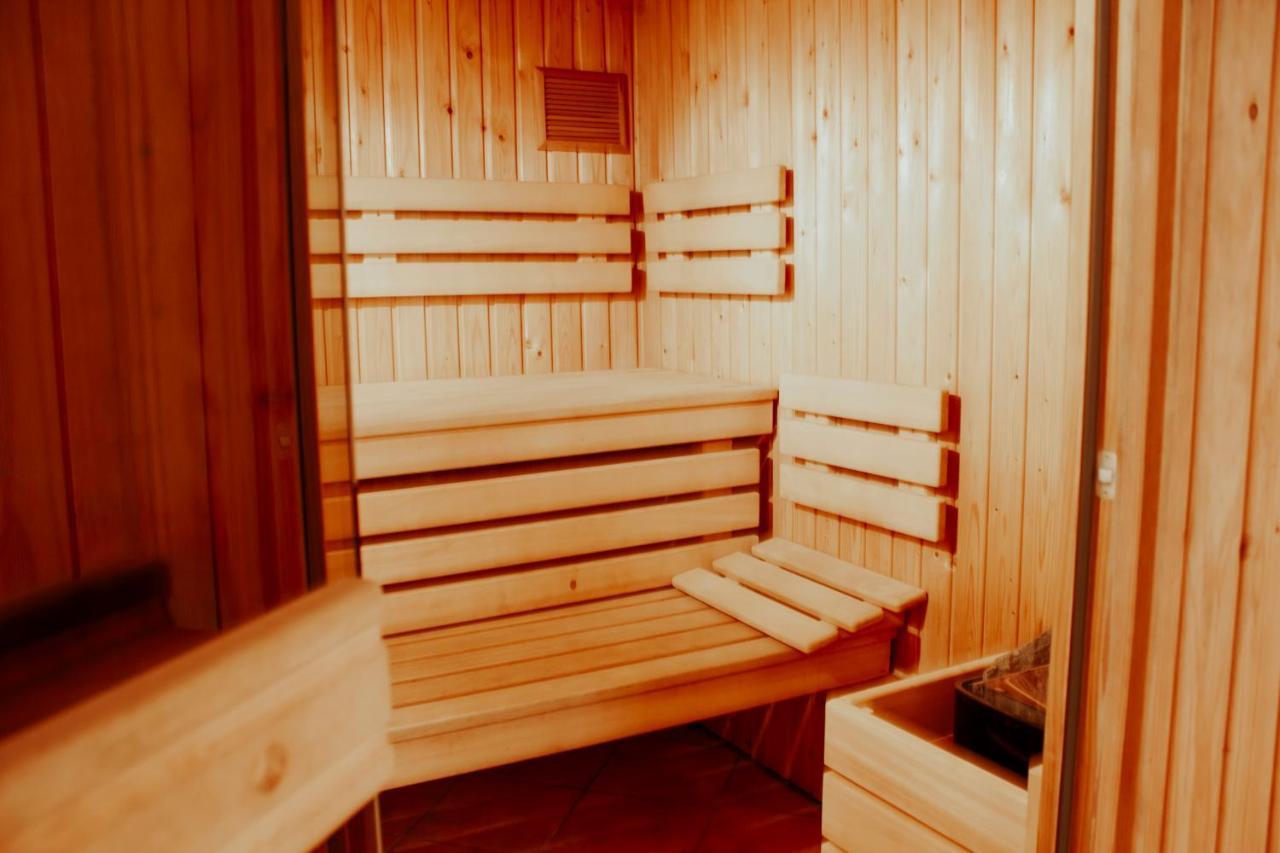 Luxus Familienvilla Mit Jacuzzi & Sauna 2 Tzummarum Экстерьер фото
